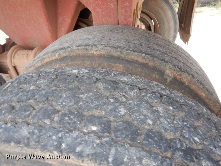 image for item DA5487 1993 Hilbilt  end dump trailer