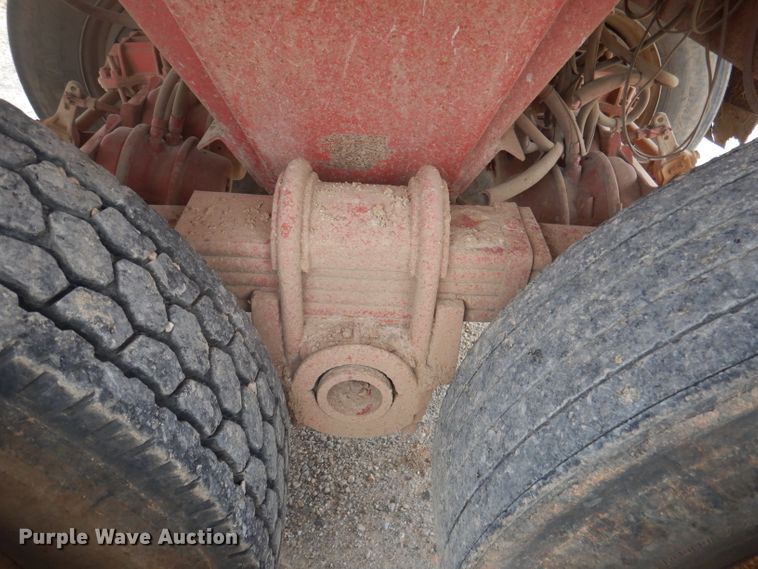 image for item DA5487 1993 Hilbilt  end dump trailer