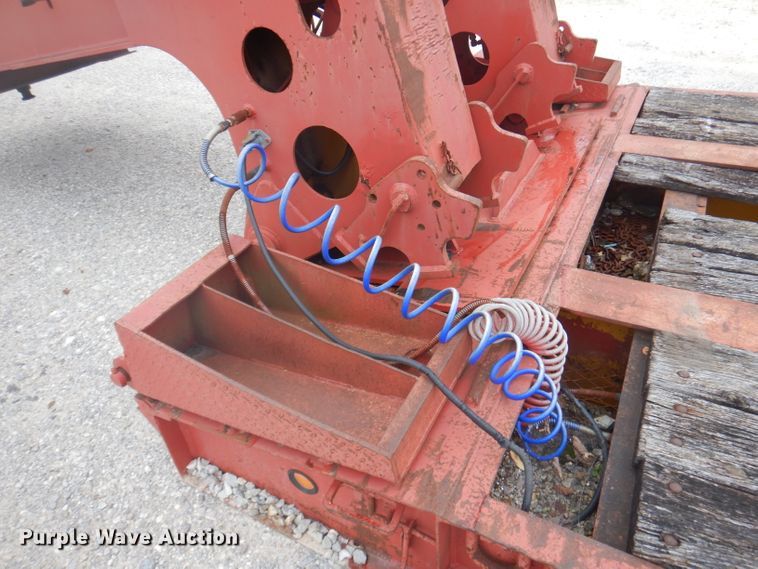 image for item DA5488 1994 Holden HPD46235  lowboy equipment trailer