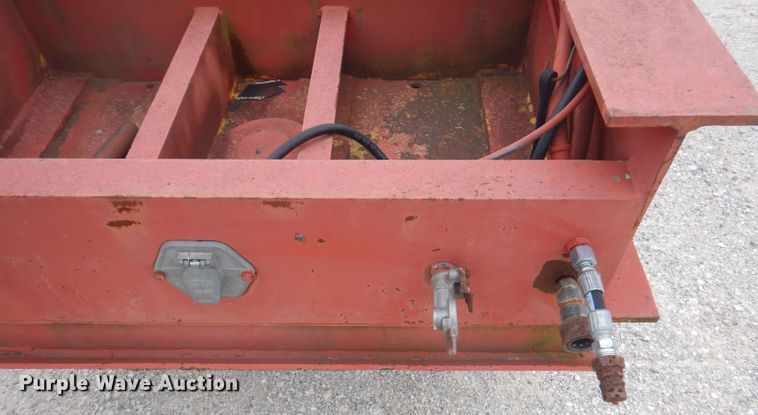 image for item DA5488 1994 Holden HPD46235  lowboy equipment trailer