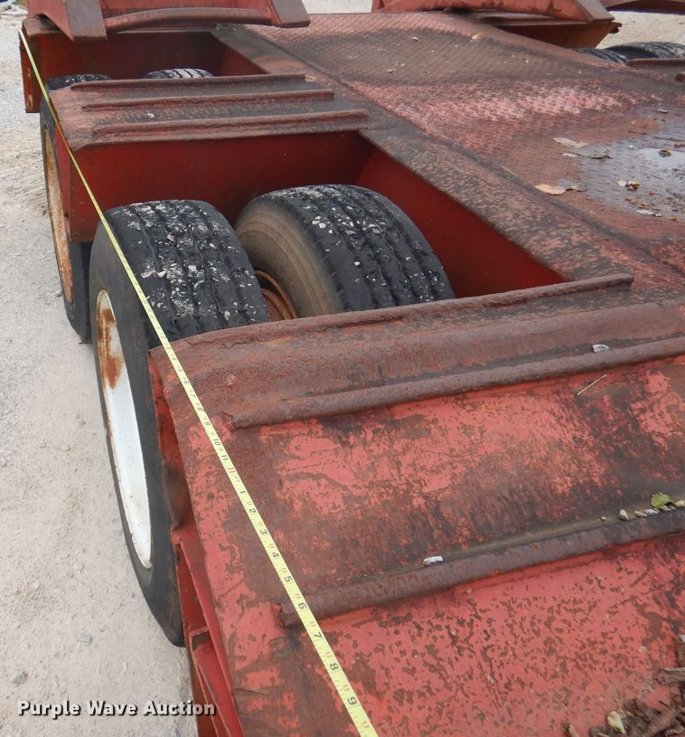 image for item DA5488 1994 Holden HPD46235  lowboy equipment trailer