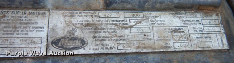 image for item DA5499 1999 Mack RD688S  roll-off container truck