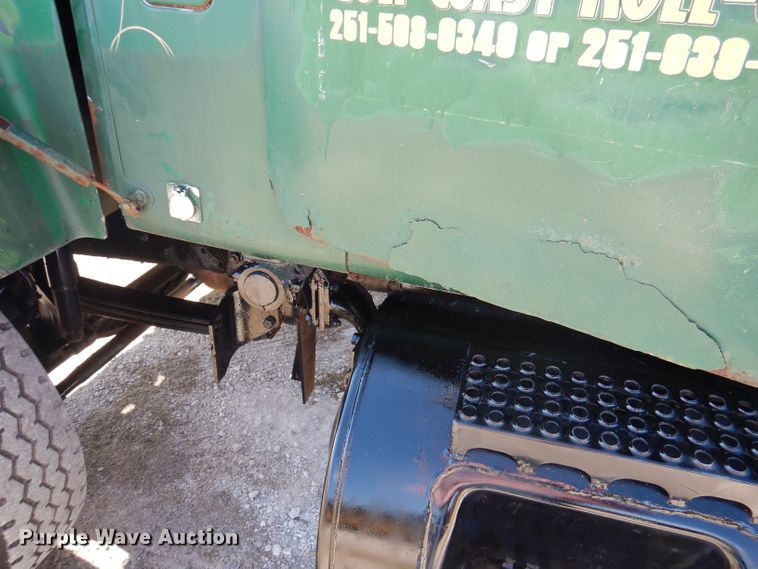 image for item DA5499 1999 Mack RD688S  roll-off container truck