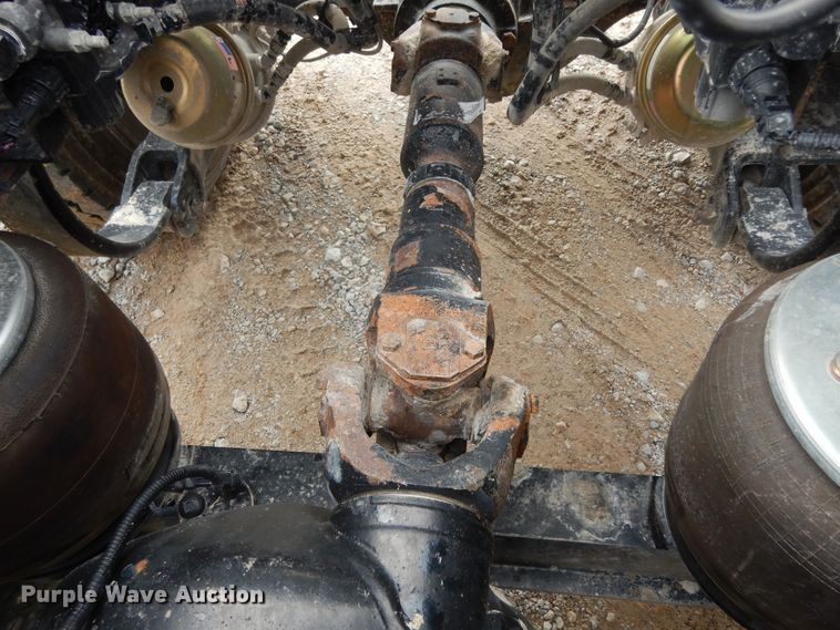 image for item DF0285 2008 Kenworth W900L  semi truck