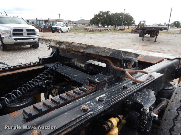 image for item DF0285 2008 Kenworth W900L  semi truck