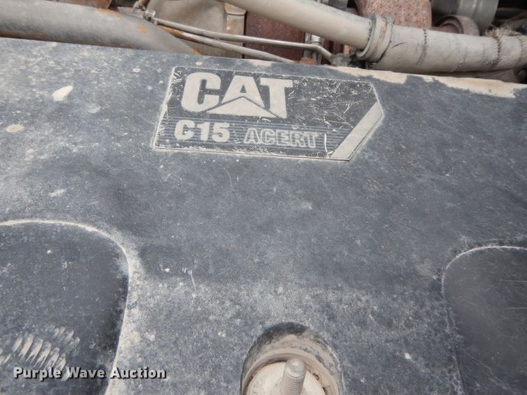 image for item DF0285 2008 Kenworth W900L  semi truck