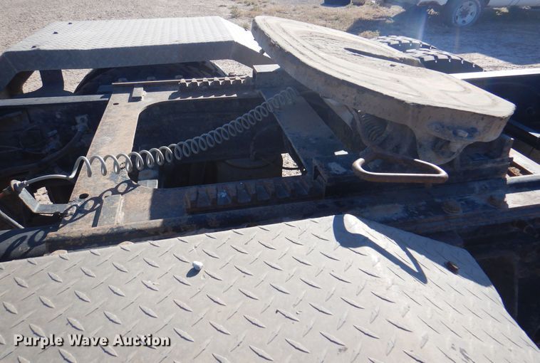 image for item DI5450 2011 Kenworth T800  semi truck