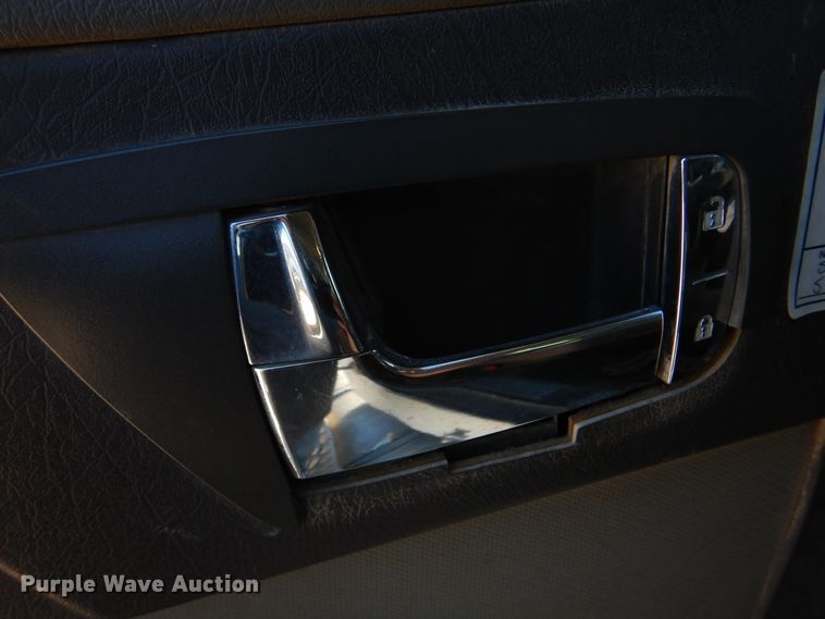 image for item DI5450 2011 Kenworth T800  semi truck