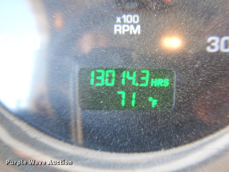 image for item DI5450 2011 Kenworth T800  semi truck