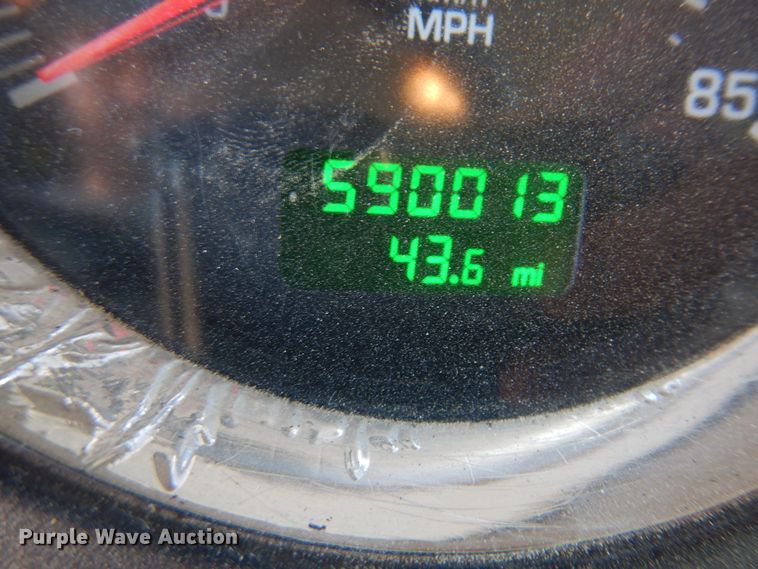 image for item DI5450 2011 Kenworth T800  semi truck