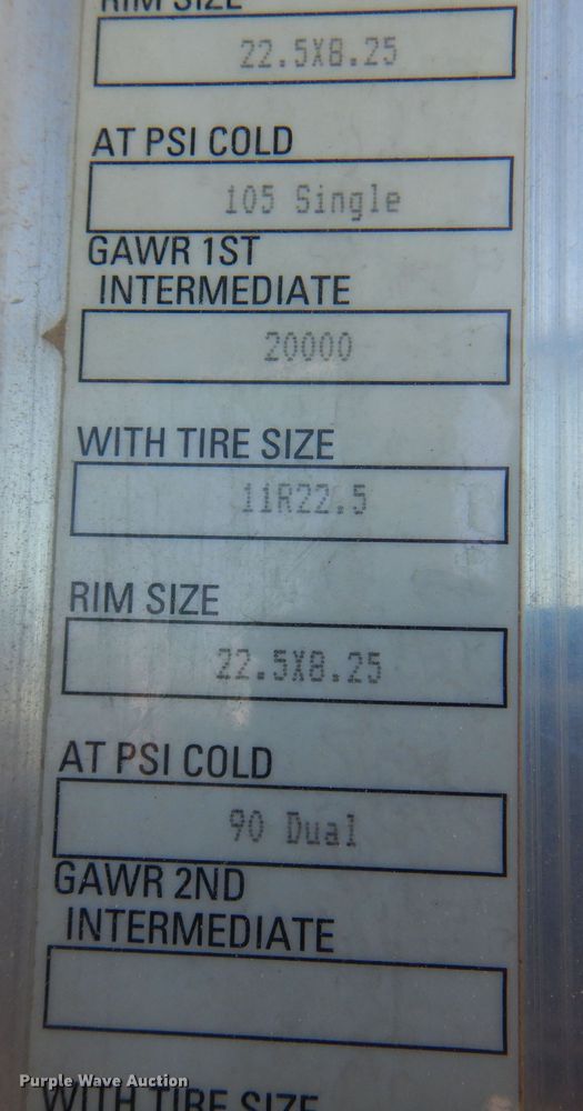 image for item DI5450 2011 Kenworth T800  semi truck