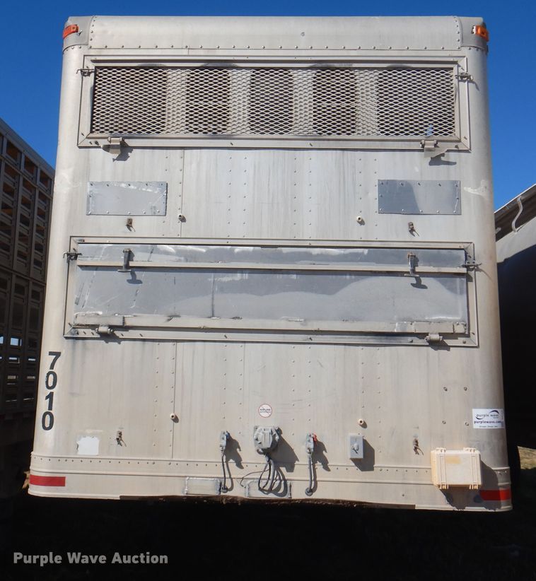 image for item DI5452 1998 Eby  livestock trailer