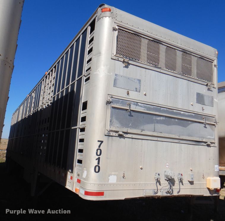 image for item DI5452 1998 Eby  livestock trailer