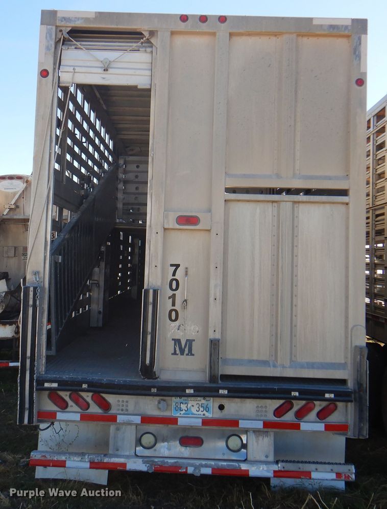 image for item DI5452 1998 Eby  livestock trailer