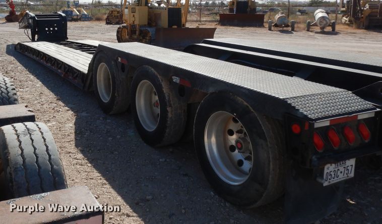 image for item DI8517 2000 Fontaine TH55-FLD  lowboy equipment trailer