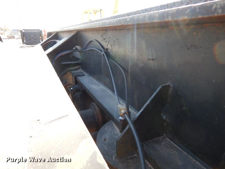 image for item DI8517 2000 Fontaine TH55-FLD  lowboy equipment trailer