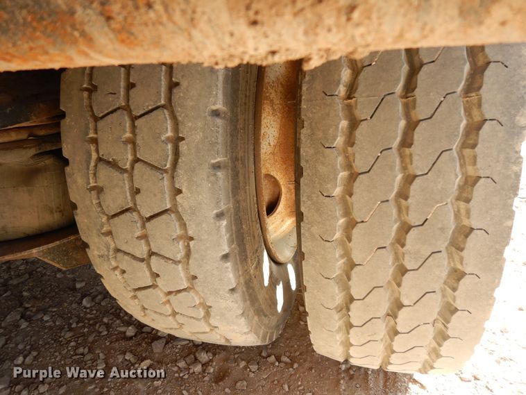 image for item DI8517 2000 Fontaine TH55-FLD  lowboy equipment trailer