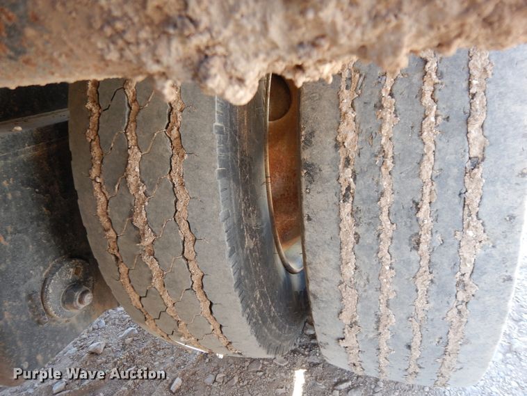 image for item DI8517 2000 Fontaine TH55-FLD  lowboy equipment trailer