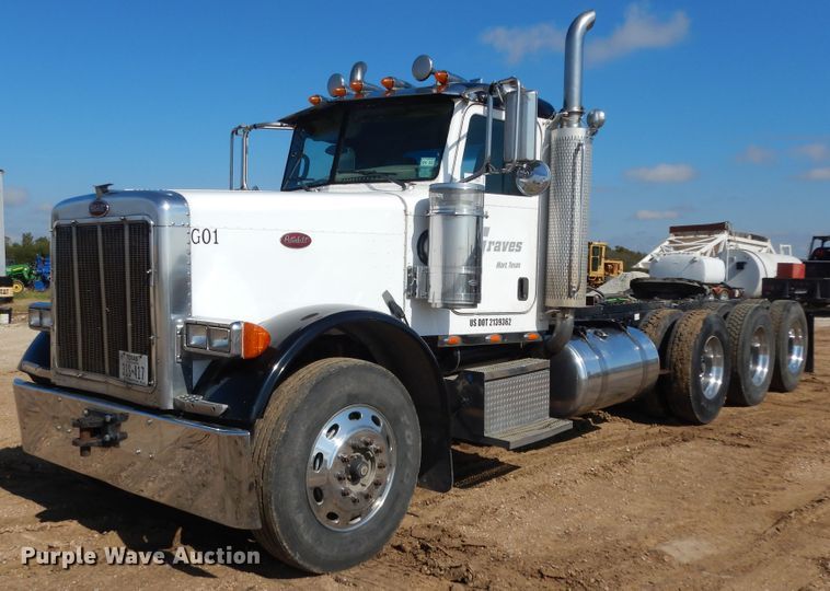image for item DI8530 2006 Peterbilt 379  semi truck