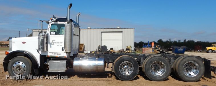 image for item DI8530 2006 Peterbilt 379  semi truck