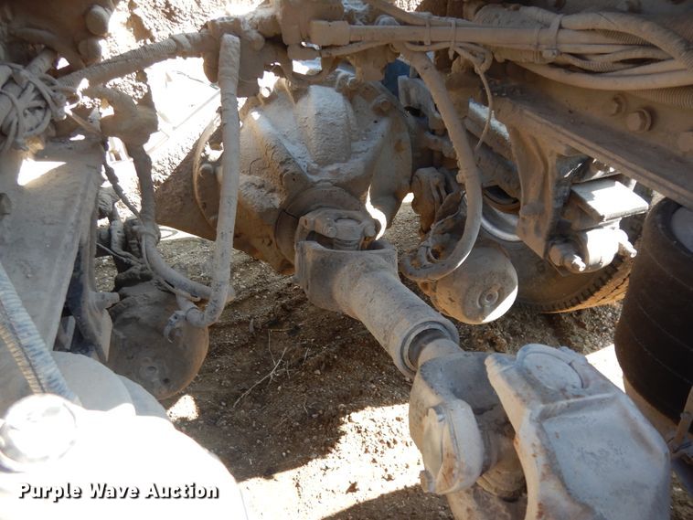 image for item DI8530 2006 Peterbilt 379  semi truck