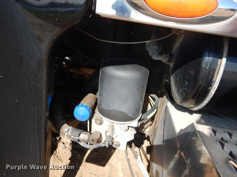 image for item DI8530 2006 Peterbilt 379  semi truck