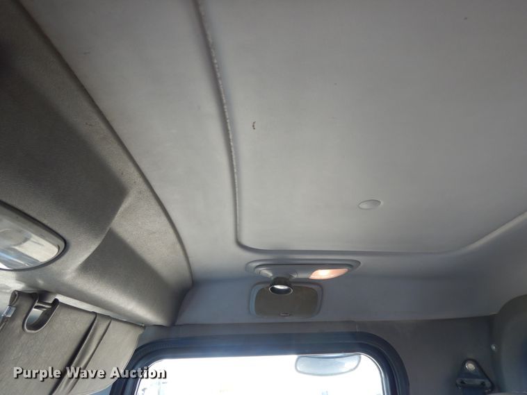 image for item DI8530 2006 Peterbilt 379  semi truck