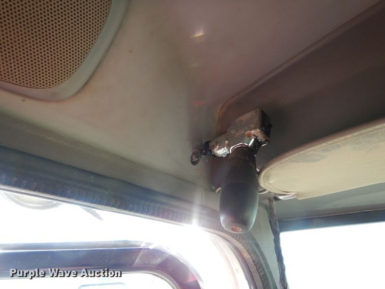 image for item DI8530 2006 Peterbilt 379  semi truck