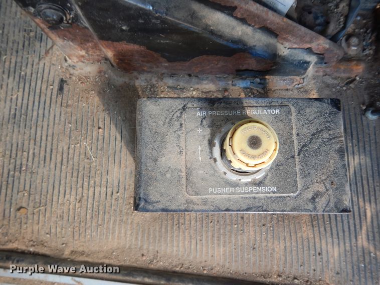 image for item DI8530 2006 Peterbilt 379  semi truck