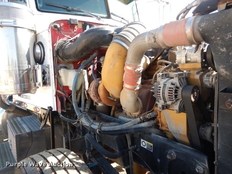 image for item DI8530 2006 Peterbilt 379  semi truck