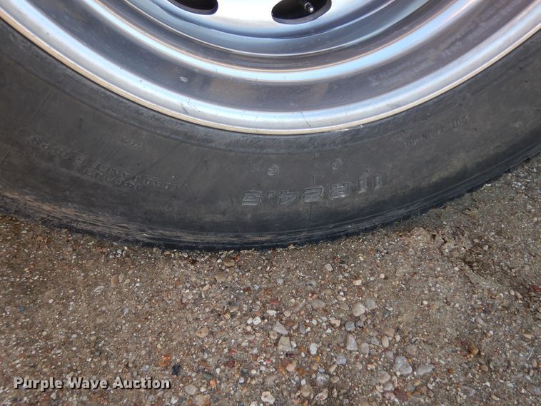 image for item DI8530 2006 Peterbilt 379  semi truck