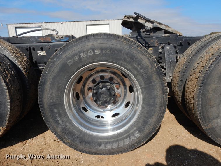 image for item DI8530 2006 Peterbilt 379  semi truck