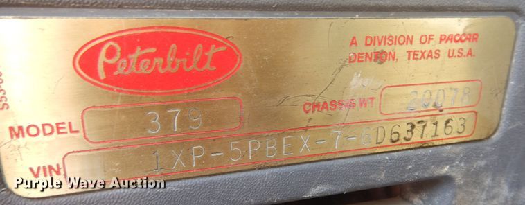 image for item DI8530 2006 Peterbilt 379  semi truck