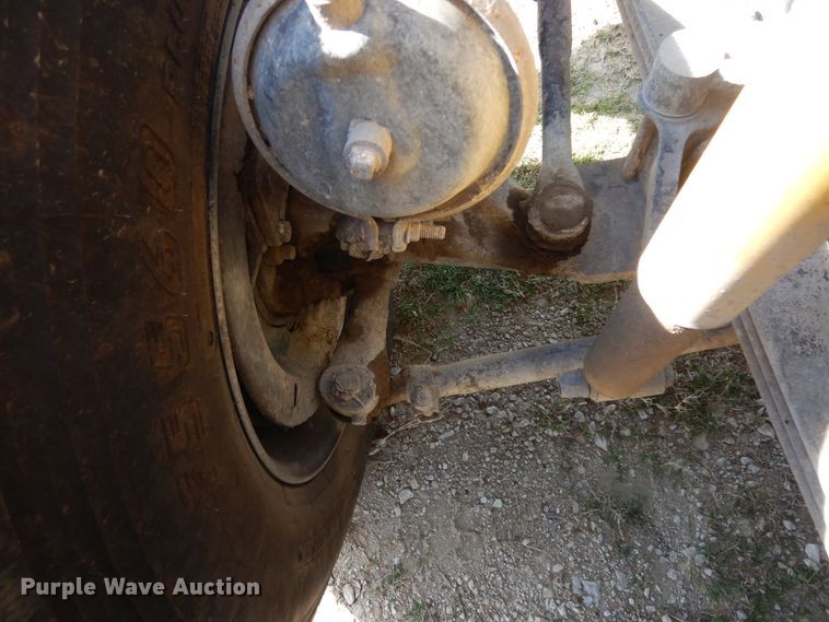 image for item DI8531 1999 Mack RD688S  semi truck