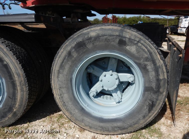 image for item DI8531 1999 Mack RD688S  semi truck