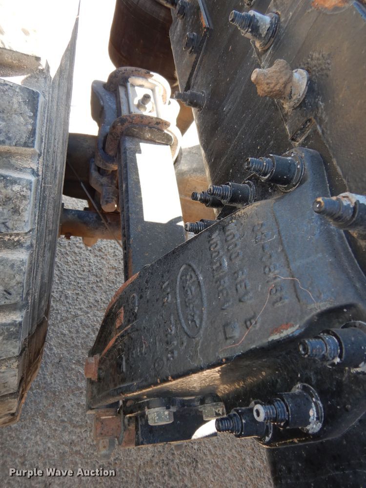 image for item DI8540 2012 Peterbilt 388  semi truck