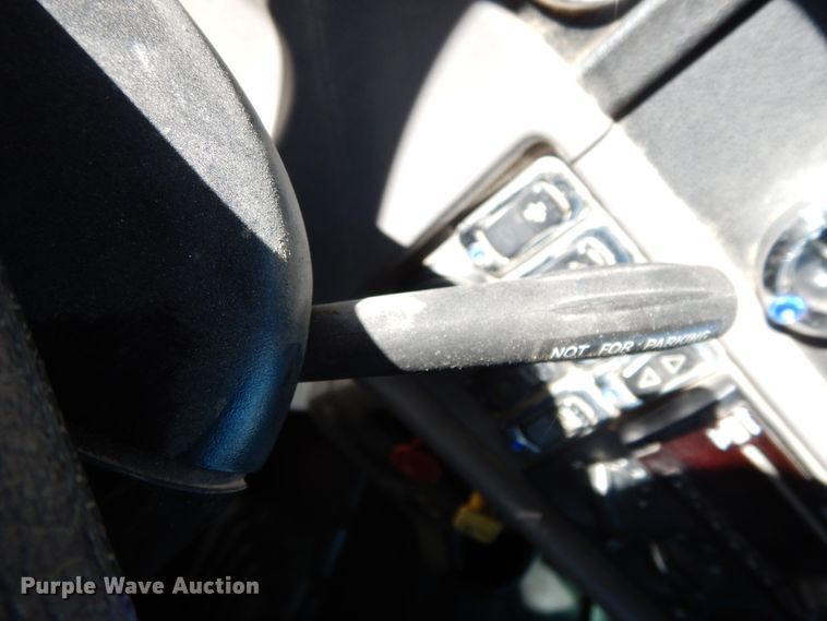 image for item DI8540 2012 Peterbilt 388  semi truck