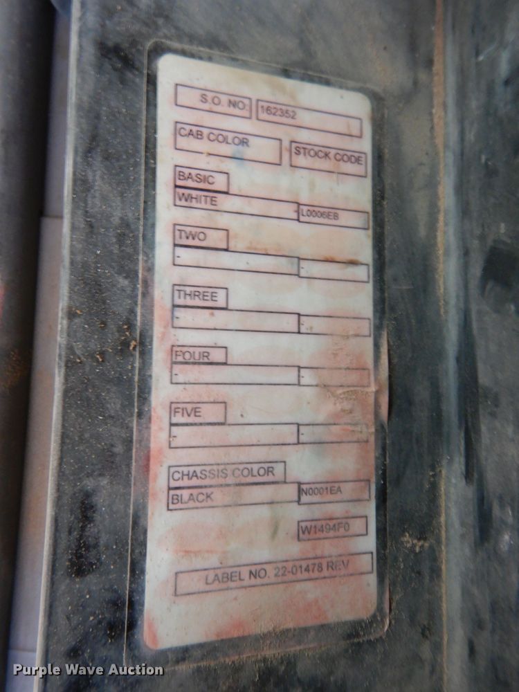 image for item DI8540 2012 Peterbilt 388  semi truck