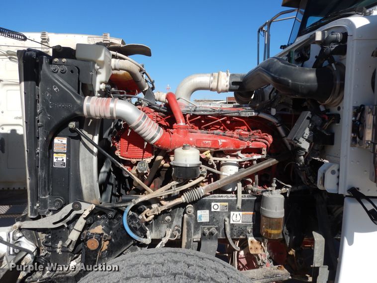 image for item DI8540 2012 Peterbilt 388  semi truck