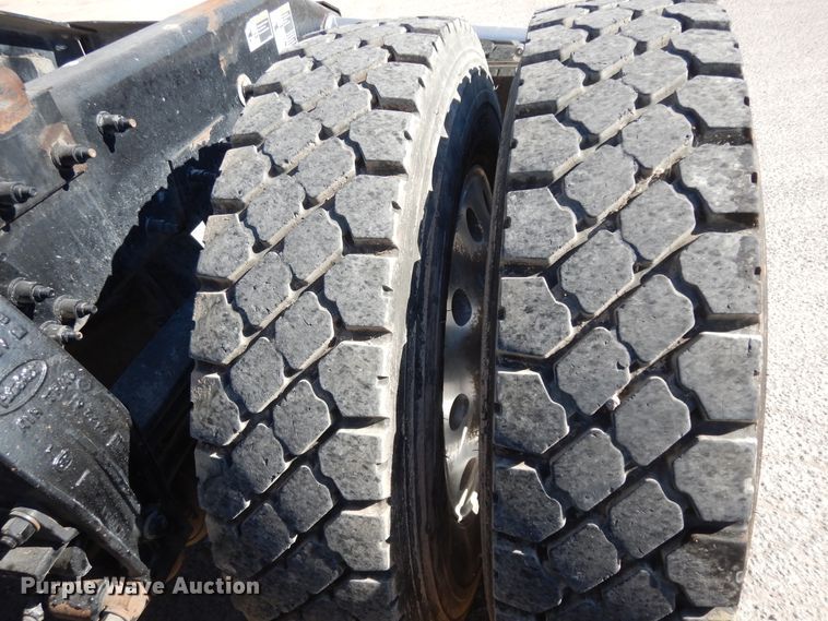 image for item DI8540 2012 Peterbilt 388  semi truck