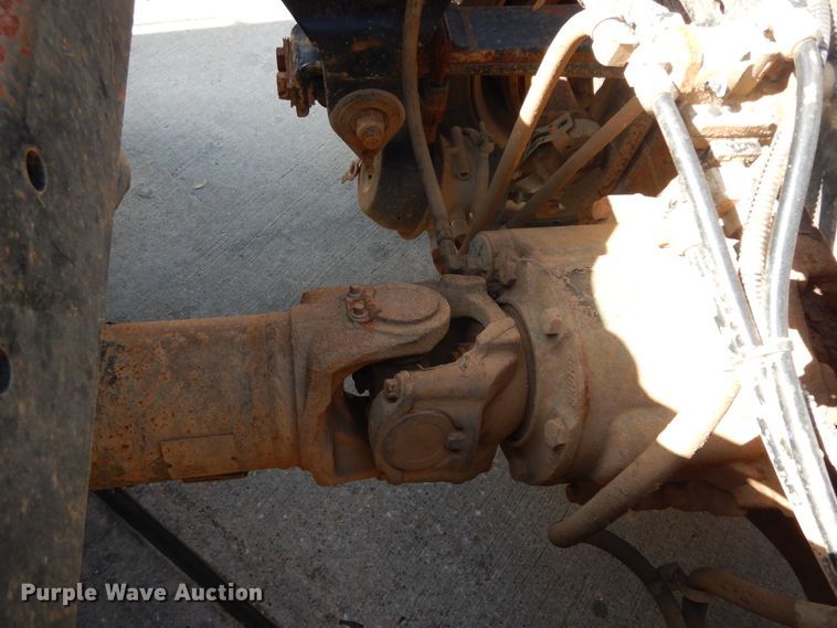 image for item DJ7442 2004 Peterbilt 378  semi truck