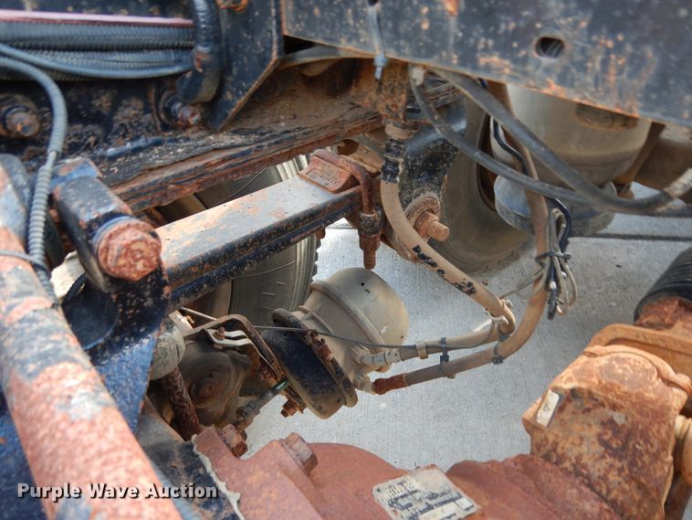 image for item DJ7442 2004 Peterbilt 378  semi truck