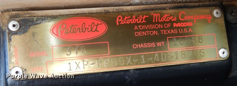 image for item DJ7442 2004 Peterbilt 378  semi truck