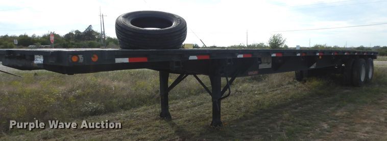 image for item DJ7443 1993 Utility Trailer  flatbed trailer