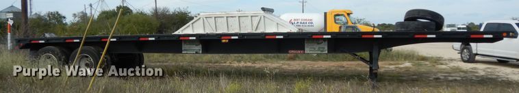 image for item DJ7443 1993 Utility Trailer  flatbed trailer