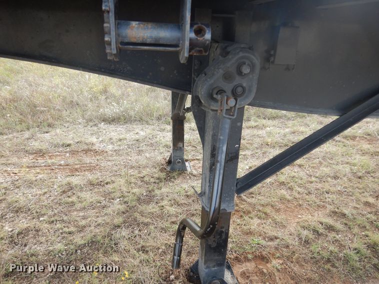 image for item DJ7443 1993 Utility Trailer  flatbed trailer