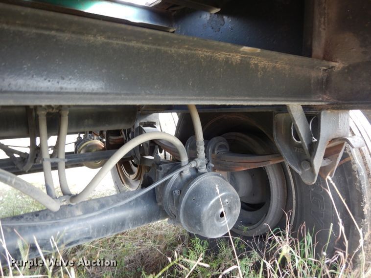 image for item DJ7443 1993 Utility Trailer  flatbed trailer