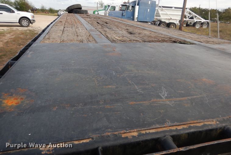 image for item DJ7443 1993 Utility Trailer  flatbed trailer