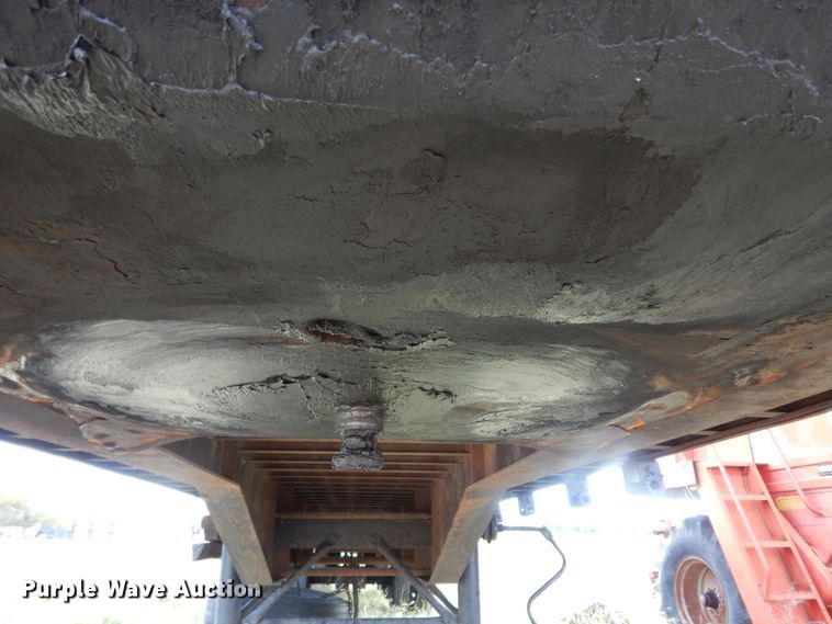 image for item DJ7444 1985 Lufkin FL-75 AR  flatbed trailer