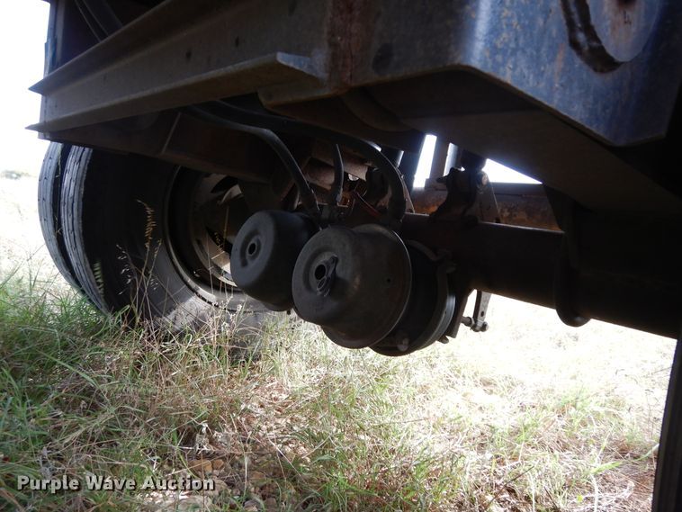 image for item DJ7444 1985 Lufkin FL-75 AR  flatbed trailer